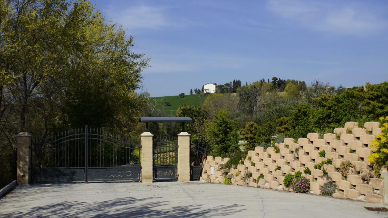 La Merlana Affittacamere Morrovalle Exterior foto